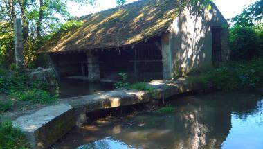 Le pont près du lavoir de Chantemerle